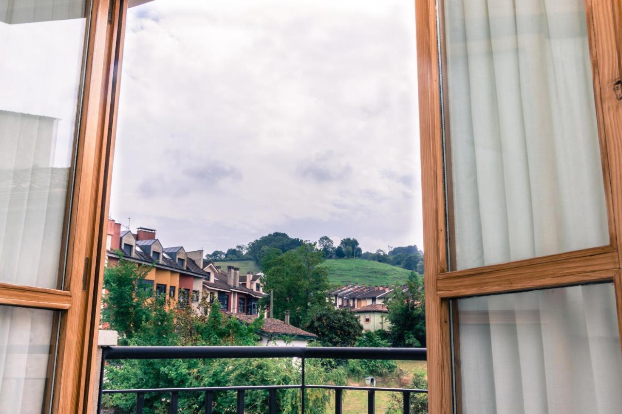 Hotel Plaza Cangas de Onis Bagian luar foto